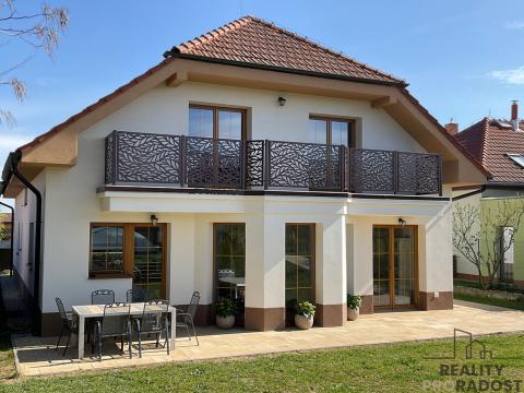 Prodej rodinného domu, Hněvotín, 246 m2