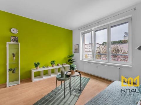 Prodej bytu 1+kk, Praha - Záběhlice, Velenovského, 30 m2