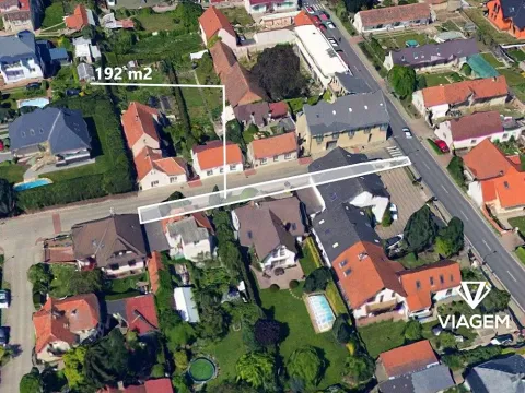 Prodej pole, Praha - Šeberov, 198 m2