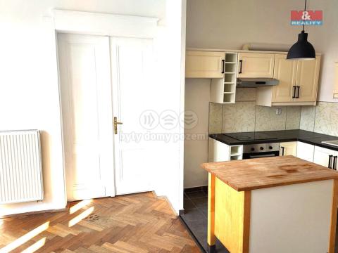 Pronájem bytu 2+kk, Dvůr Králové nad Labem, Havlíčkova, 67 m2