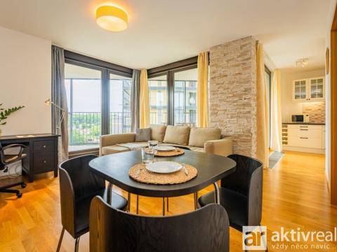 Pronájem bytu 1+kk, Praha - Žižkov, Pitterova, 38 m2