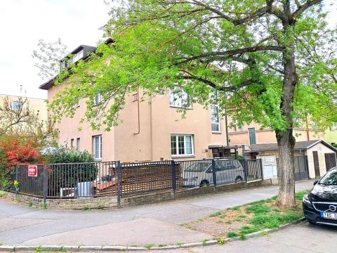 Pronájem bytu 3+1, Praha - Vokovice, V středu, 85 m2