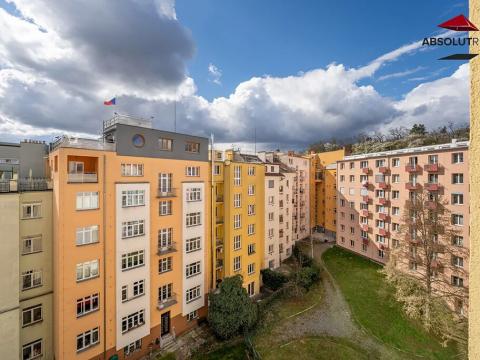 Prodej bytu 2+1, Brno, Stojanova, 62 m2