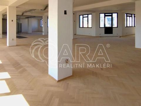 Pronájem kanceláře, Praha - Nové Město, Na Poříčí, 656 m2