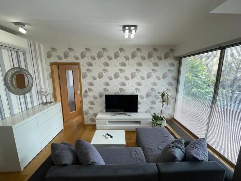 Prodej bytu 2+kk, Praha - Smíchov, U Okrouhlíku, 49 m2