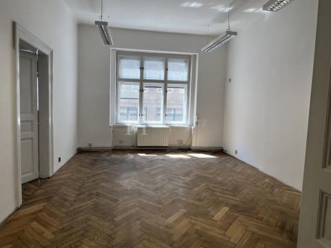 Pronájem kanceláře, Praha - Smíchov, Na bělidle, 105 m2
