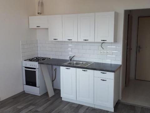 Pronájem bytu 1+1, Rokycany - Nové Město, Pod Ohradou, 35 m2