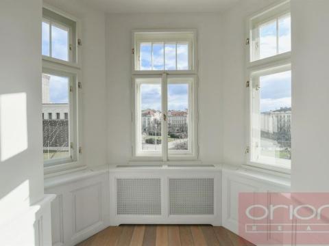 Pronájem bytu 3+kk, Praha - Vinohrady, náměstí Jiřího z Poděbrad, 93 m2