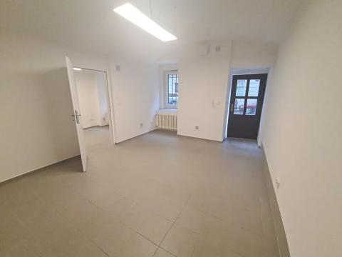 Pronájem bytu 2+kk, Praha - Smíchov, Holečkova, 40 m2
