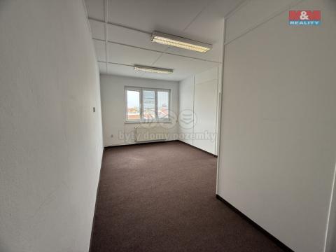 Pronájem kanceláře, Blatná, tř. J. P. Koubka, 21 m2