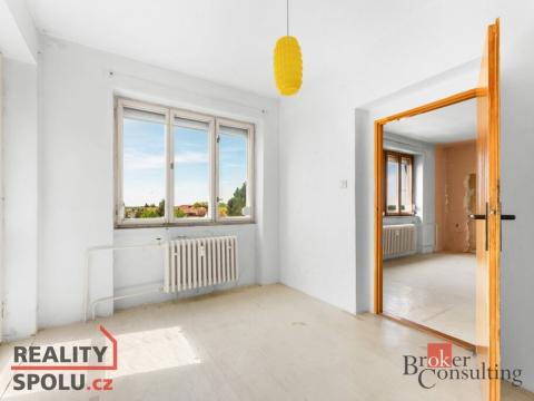Prodej bytu 3+1, Srch, Družstevní, 68 m2