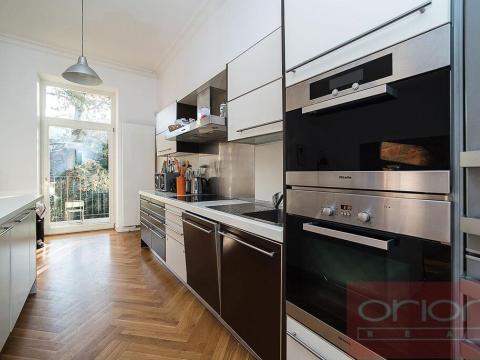 Pronájem bytu 6+kk a větší, Praha - Smíchov, Drtinova, 199 m2