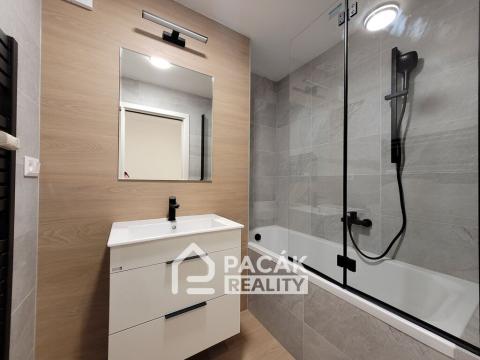 Pronájem bytu 2+1, Přerov, Jižní čtvrť II, 65 m2