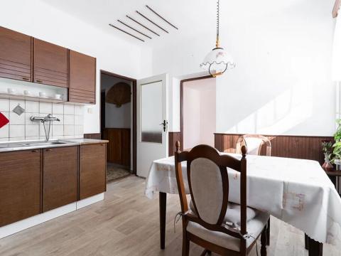 Prodej bytu 3+1, Nová Ves, 92 m2