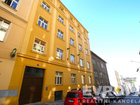 Pronájem bytu 1+kk, Praha - Žižkov, Chlumova, 32 m2
