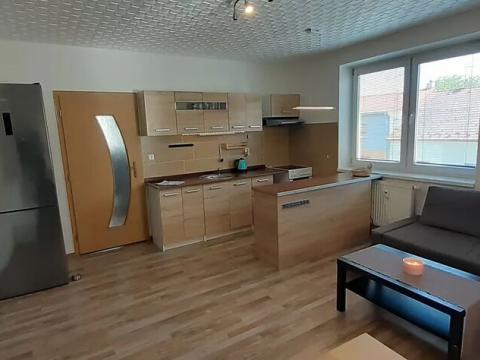 Pronájem bytu 2+kk, Benešov, Na Chmelnici, 47 m2