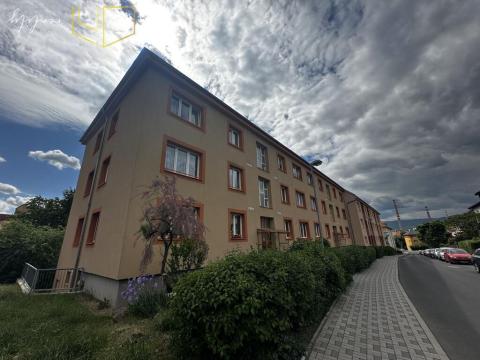 Prodej bytu 2+1, Teplice, Svojsíkova, 52 m2