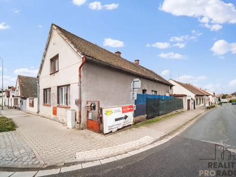 Prodej rodinného domu, Sezemice, Masarykova, 145 m2