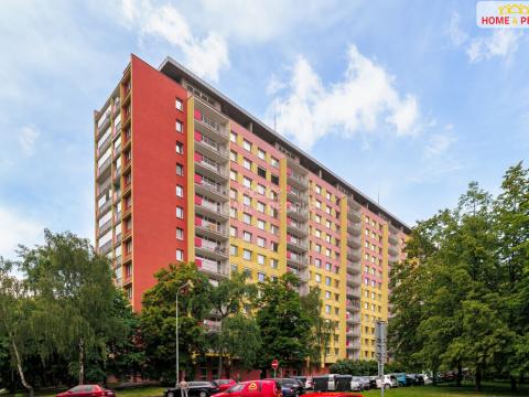 Pronájem bytu 3+1, Praha - Kobylisy, Bojasova, 65 m2