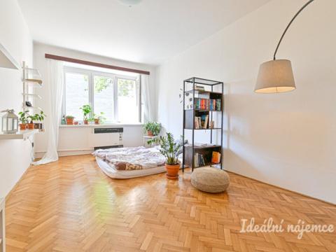 Pronájem bytu 1+1, Brno - Královo Pole, Malátova, 35 m2