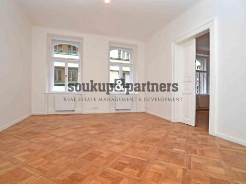 Pronájem bytu 3+1, Praha - Nové Město, Navrátilova, 97 m2