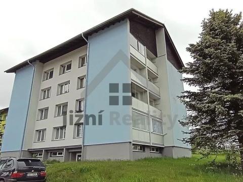 Prodej bytu 3+1, Studená, Komenského, 81 m2