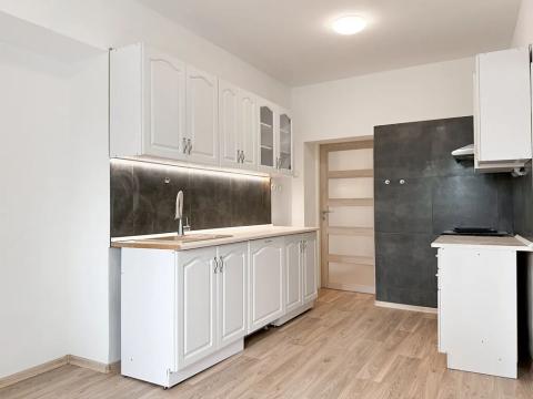 Pronájem bytu 4+1, Český Těšín, Pod Zvonek, 130 m2