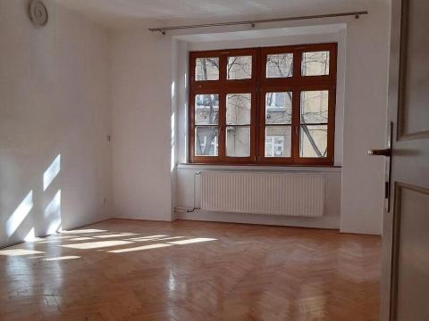Pronájem bytu 2+1, Praha - Žižkov, Žerotínova, 62 m2