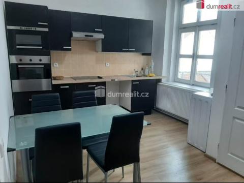 Pronájem bytu 3+1, Praha - Nové Město, Zlatnická, 70 m2