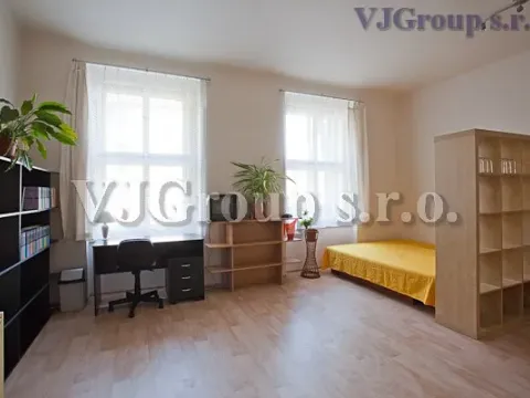 Pronájem bytu 1+kk, Praha - Bubeneč, Rooseveltova, 36 m2