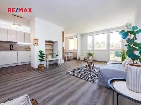 Prodej bytu 3+kk, Praha - Horní Počernice, Mezilesí, 74 m2