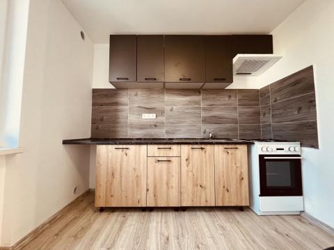 Pronájem bytu 3+1, Frýdlant nad Ostravicí - Frýdlant, Janáčkova, 74 m2