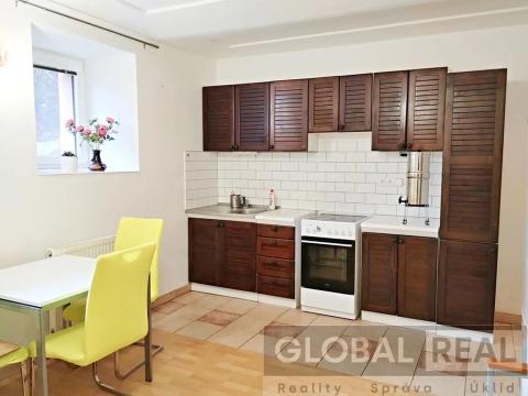 Pronájem bytu 2+kk, Jihlava, Helenínská, 61 m2