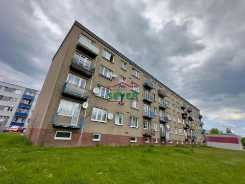 Prodej bytu 3+1, Klášterec nad Ohří - Miřetice u Klášterce nad Ohří, Pod Stadionem, 60 m2