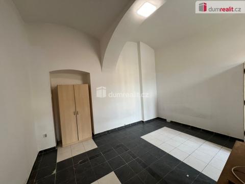 Pronájem bytu 1+1, Praha - Libeň, Zenklova, 26 m2