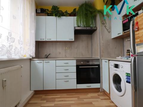 Pronájem bytu 1+kk, Karlovy Vary, Dubová, 30 m2