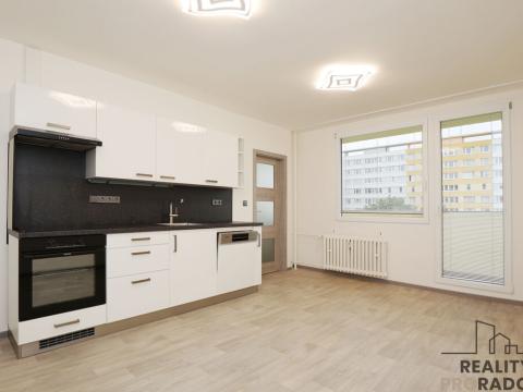 Pronájem bytu 2+kk, Praha - Krč, Murgašova, 42 m2