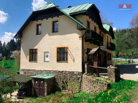 Prodej rodinného domu, Kašperské Hory, 510 m2