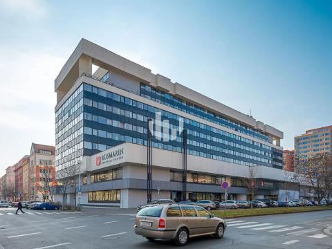 Pronájem kanceláře, Praha - Holešovice, Dělnická, 144 m2