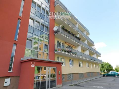 Prodej bytu 2+kk, Plzeň - Jižní Předměstí, Goldscheiderova, 58 m2