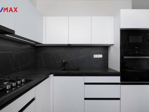 Prodej bytu 2+1, Ostrava - Zábřeh, Výškovická, 56 m2
