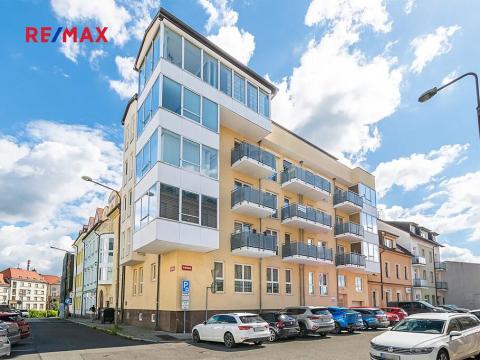 Pronájem kanceláře, Plzeň, Veverkova, 46 m2