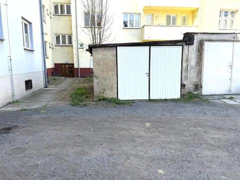 Pronájem garáže, Ostrava, Veleslavínova, 20 m2