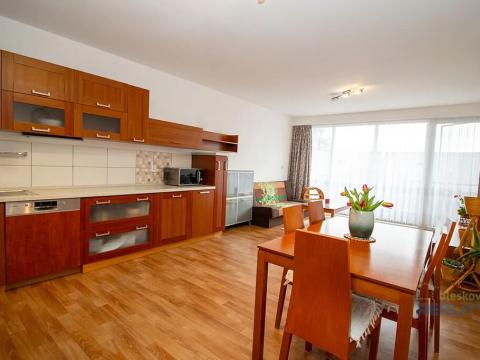 Pronájem bytu 3+kk, Praha - Kbely, Pod Nouzovem, 88 m2