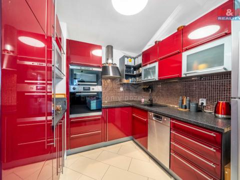 Prodej bytu 3+kk, Praha, Jana Přibíka, 82 m2