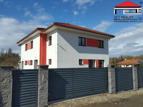 Pronájem rodinného domu, Měšice, 130 m2