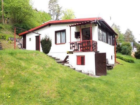 Prodej chaty, Bělá pod Bezdězem, Nad Kuřívodskou Silnicí, 70 m2