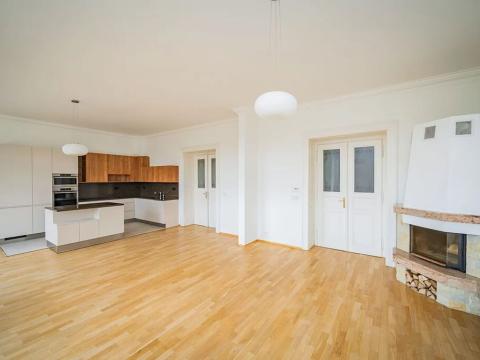 Pronájem bytu 4+kk, Praha - Nové Město, Na Moráni, 153 m2