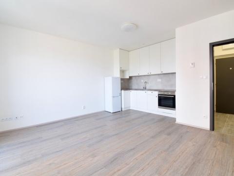 Pronájem bytu 2+kk, Brno - Žebětín, Novodvorská, 45 m2