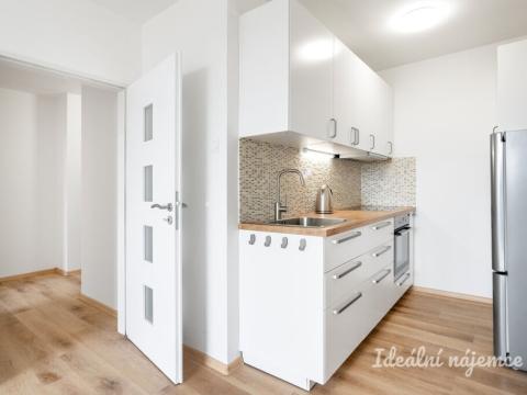 Pronájem bytu 2+kk, Praha, Křejpského, 41 m2
